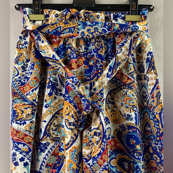 Paisley Print Belted Ruffle Wide Leg Pants - Picture 8 of 9